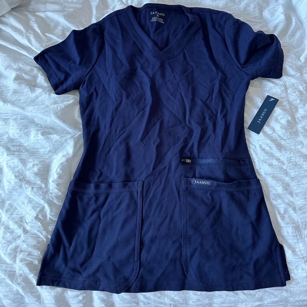 Jaanuu xs navy scrub top